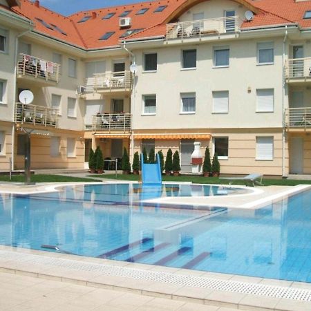 Relax Wellness Apartman Hajdúszoboszló Apartman Kültér fotó