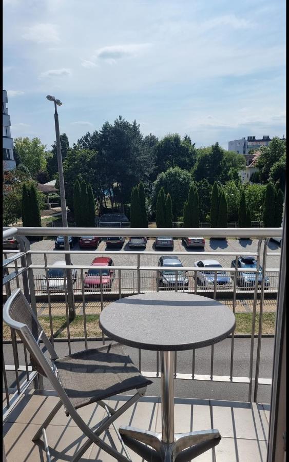 Relax Wellness Apartman Hajdúszoboszló Apartman Kültér fotó